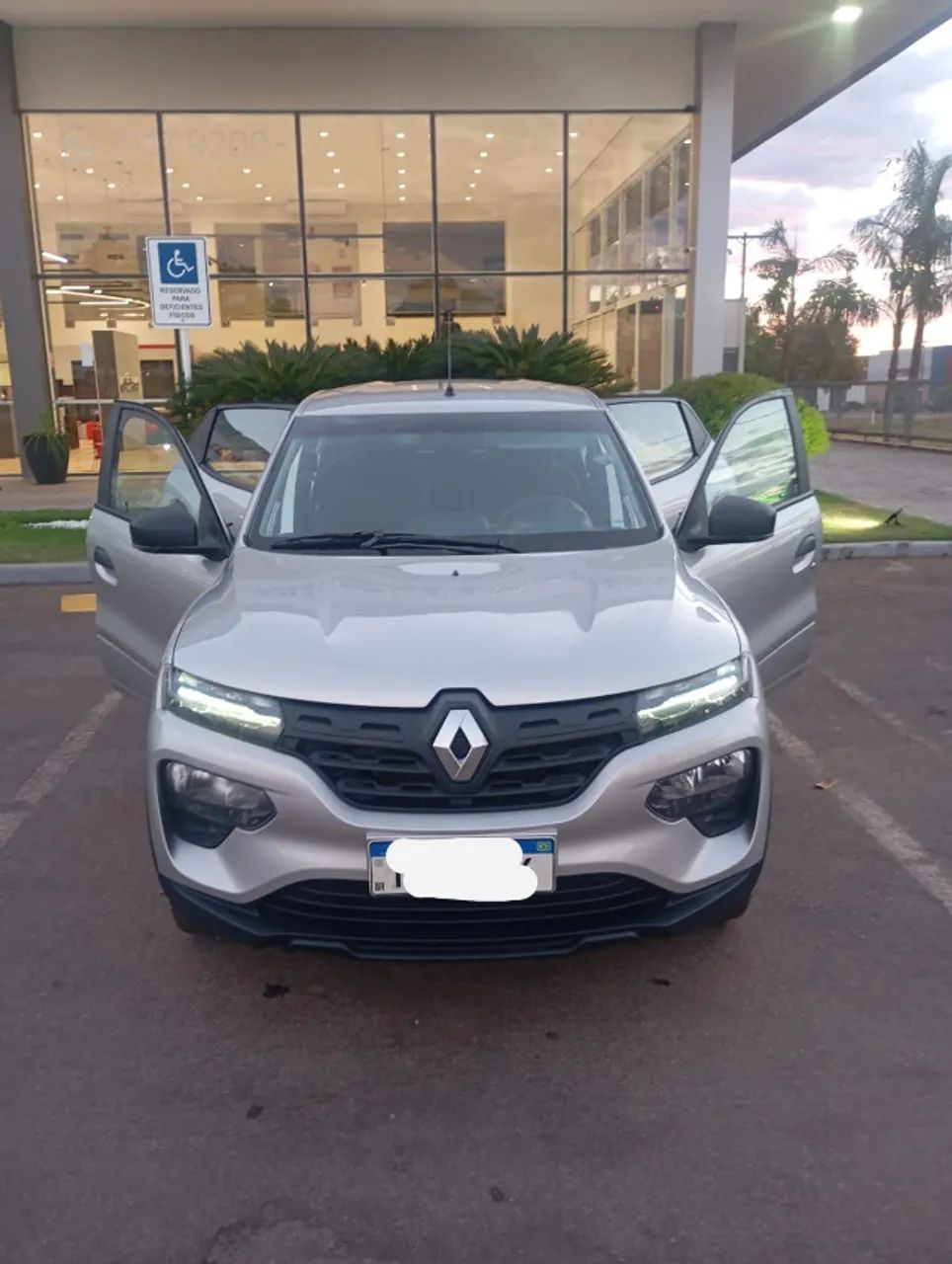 Renault Kwid Zen 1.0 Flex 12V 5P Mec. 2025 - Foto 2