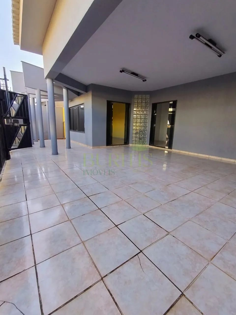 Casa para alugar em Rio Verde, Setor Morada do Sol, com 3 quartos, com 200 m² - Foto 2