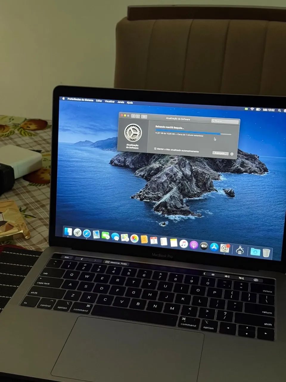 MacBook Pro 2019 Touch Bar  - Foto 2