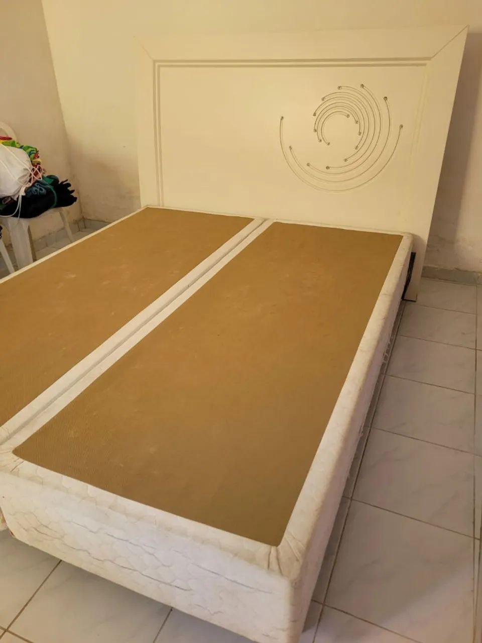 cama queen de ótima qualidade  - Foto 2
