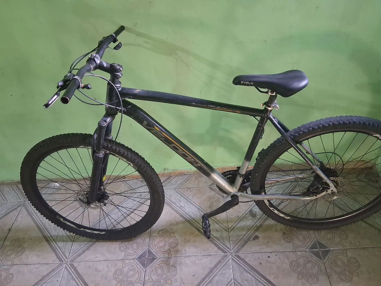 Bike aro 29 quadro 21 com defeito  - Foto 2