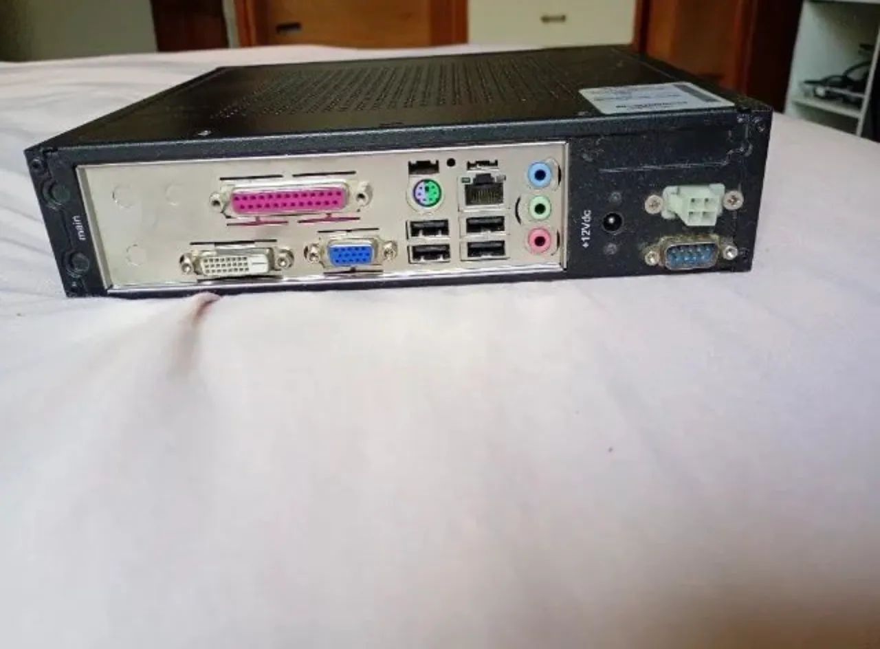 Mini computador 2Gb RAM - Celeron J1800 