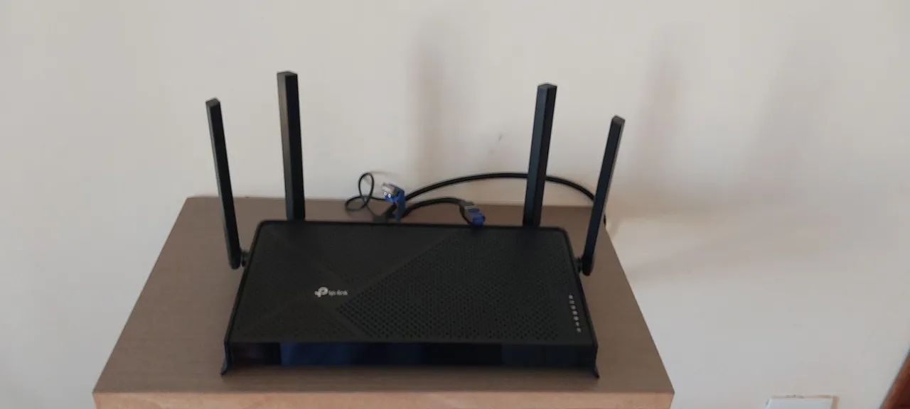 ROTEADOR TPLINK BE230 TRIBAND