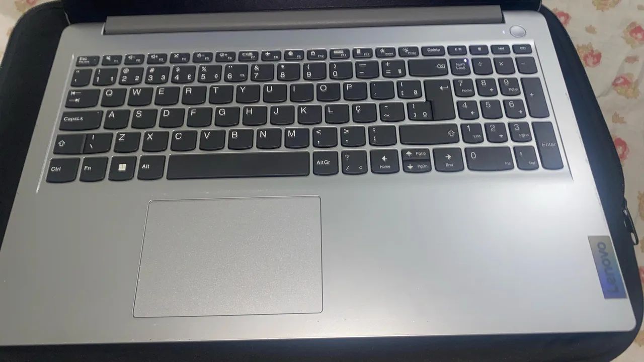 Notebook Lenovo IdeaPad 1 - Foto 4