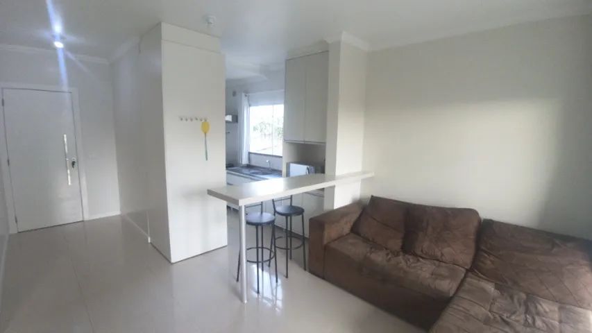Apartamento de 1 suíte + 1 dormitório, mobiliado e com  1 vaga privativa. Bem localizado