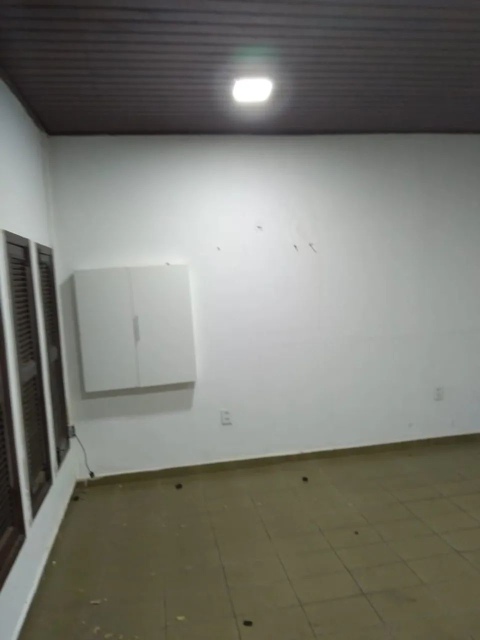 Alugo casa grande em ótima localidade  - Foto 2