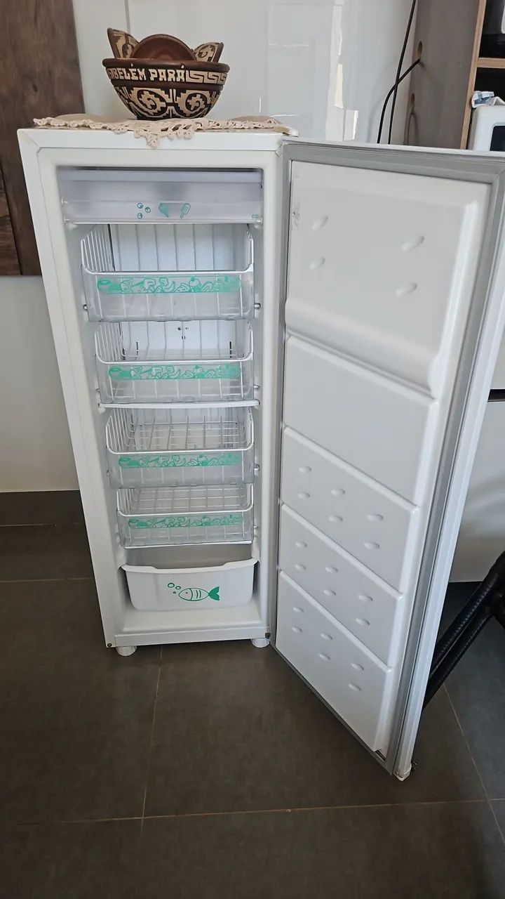 Freezer vertical 121 litros - Foto 4