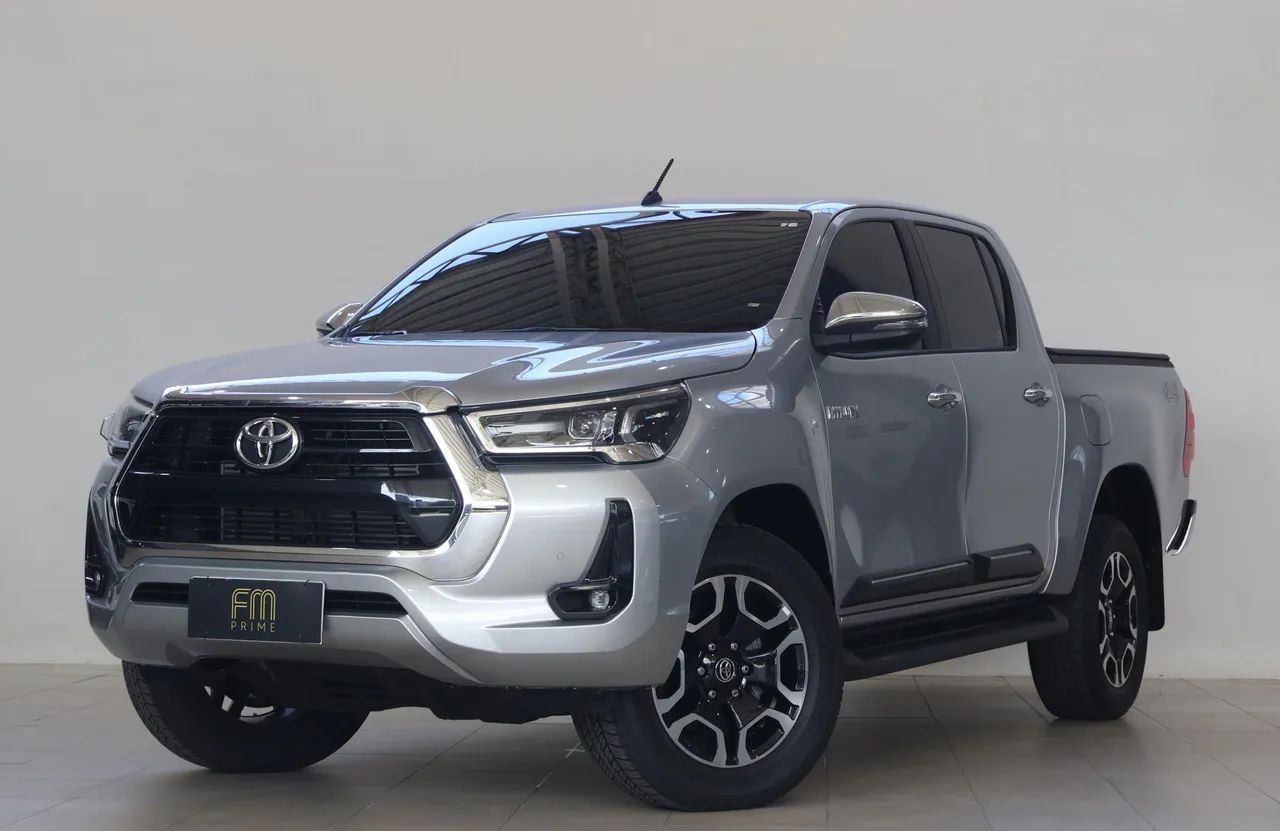 Toyota Hilux Hilux CD SRV 4x4 2.8 TDI Diesel Aut. 2025