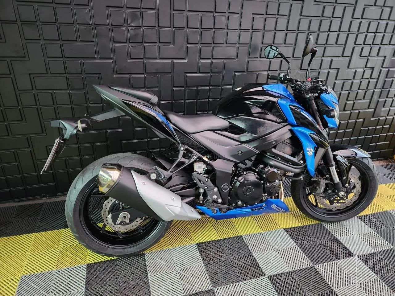 GSX-S 750  AZUL 2018/2019 - Foto 5