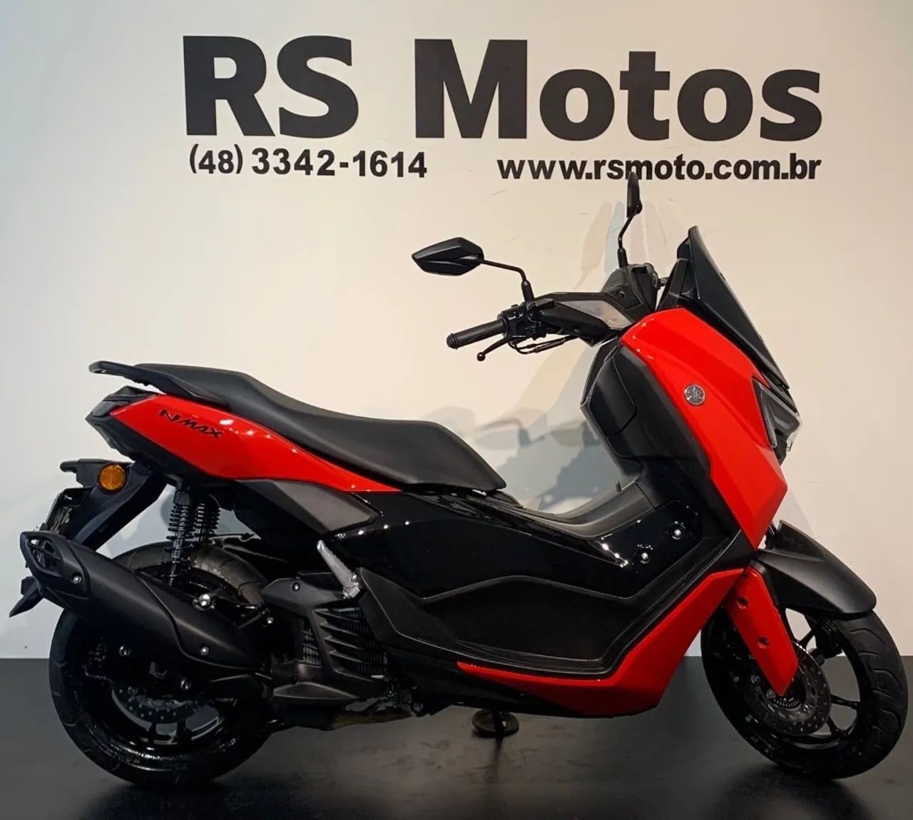 NMAX Connected 160 ABS