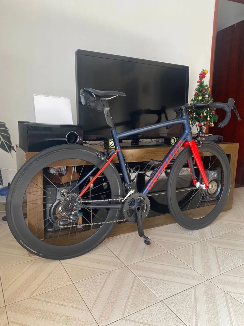 Bicicleta Specialized Allez - Rodas 60mm carbono - Ciclismo