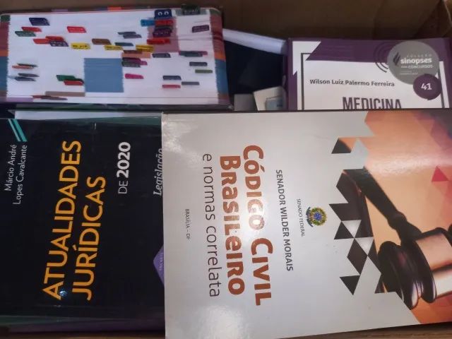 DOAÇÃO DE LIVROS - DIREITO