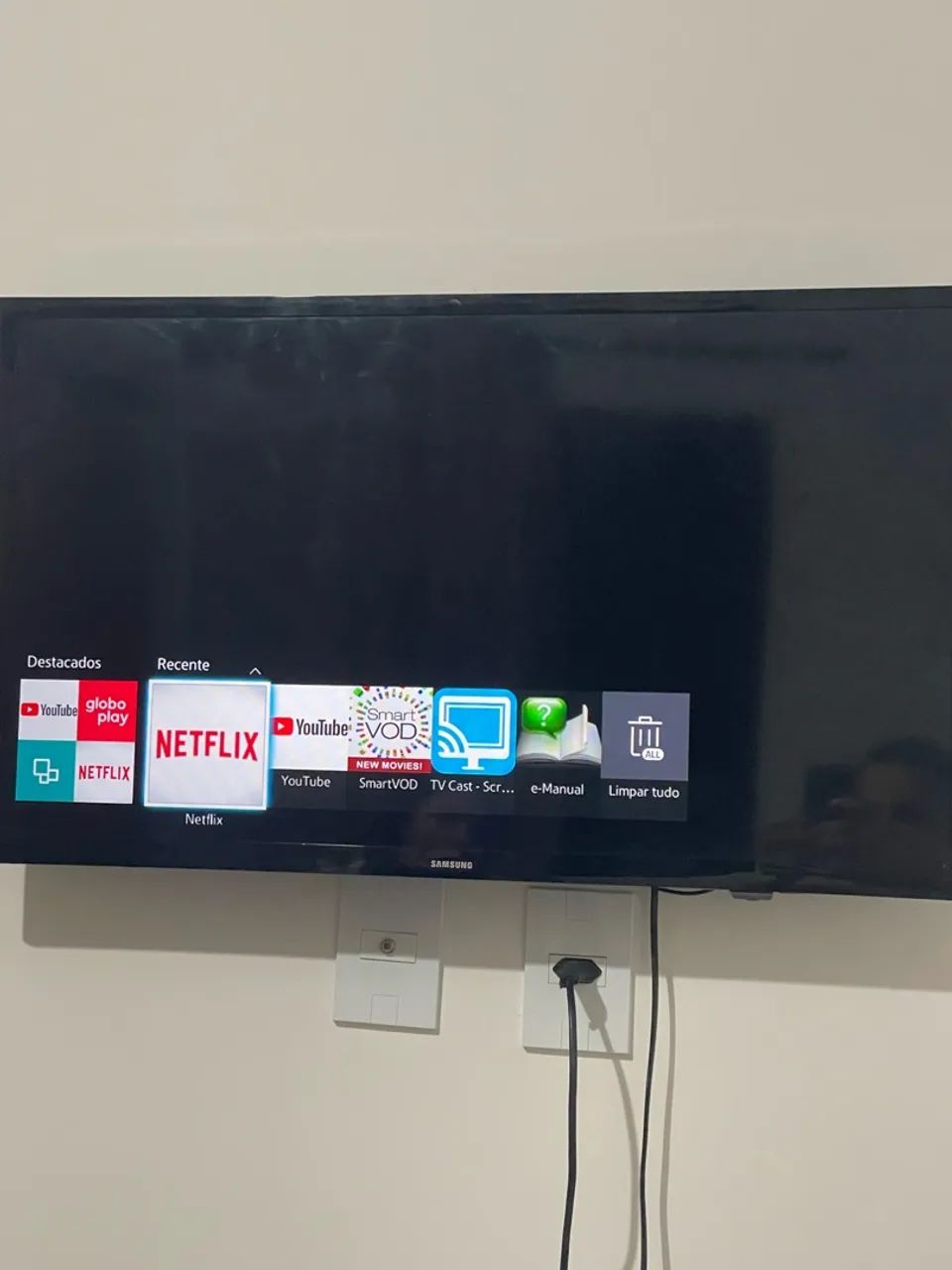 Tv Samsung 32 smart antiga - Foto 2