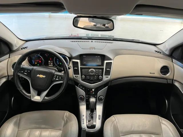 Chevrolet Cruze LTZ 1.8 16V FlexPower 4p Aut., foto 4 de 13
