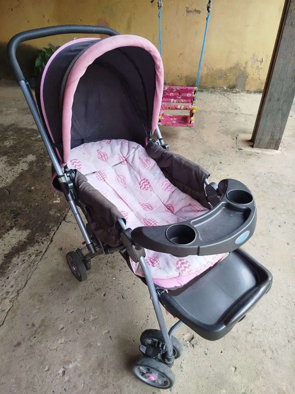 Vende-se carrinho de bebê - Foto 2