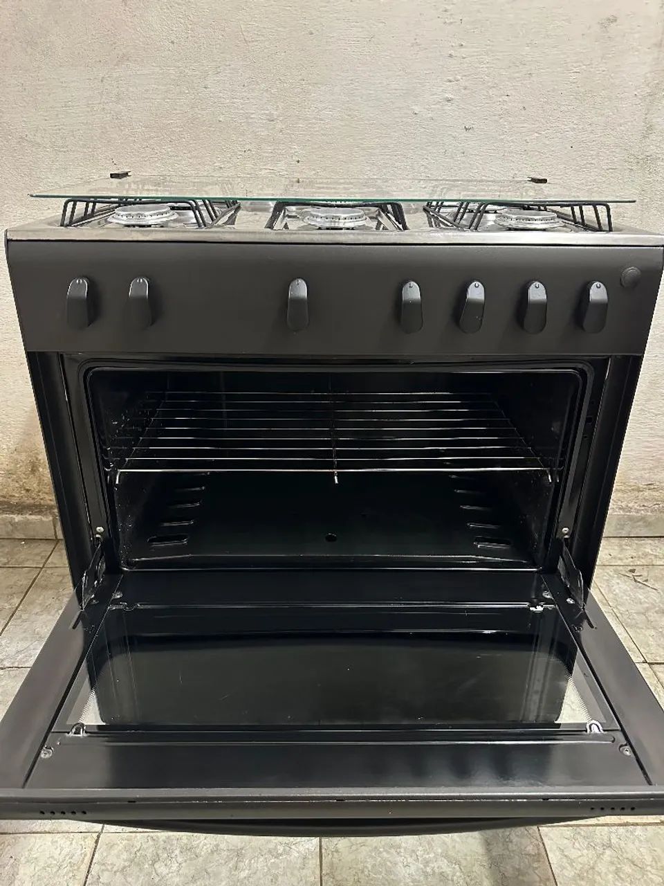 VENDO FOGÃO DE 6 BOCAS  - Foto 4