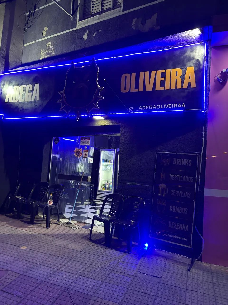 Adega no centro de sao roque 