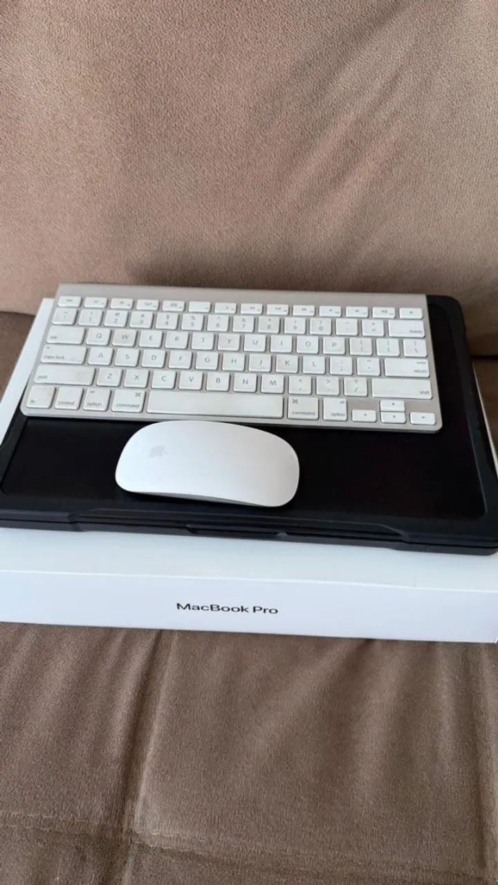 MacBook Pro 14