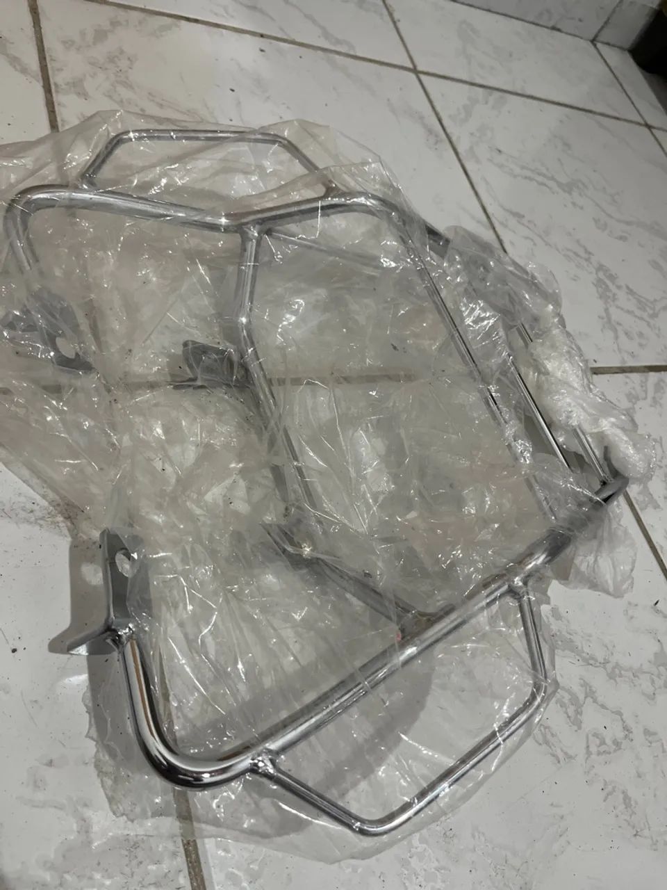 Bagageiro de moto de calcinha - Foto 2