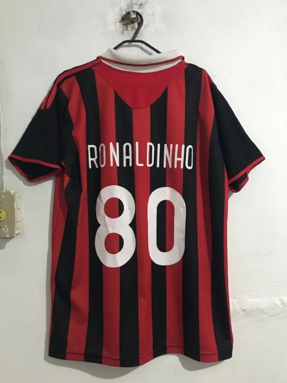 CAMISETA DE TIME MILAN 