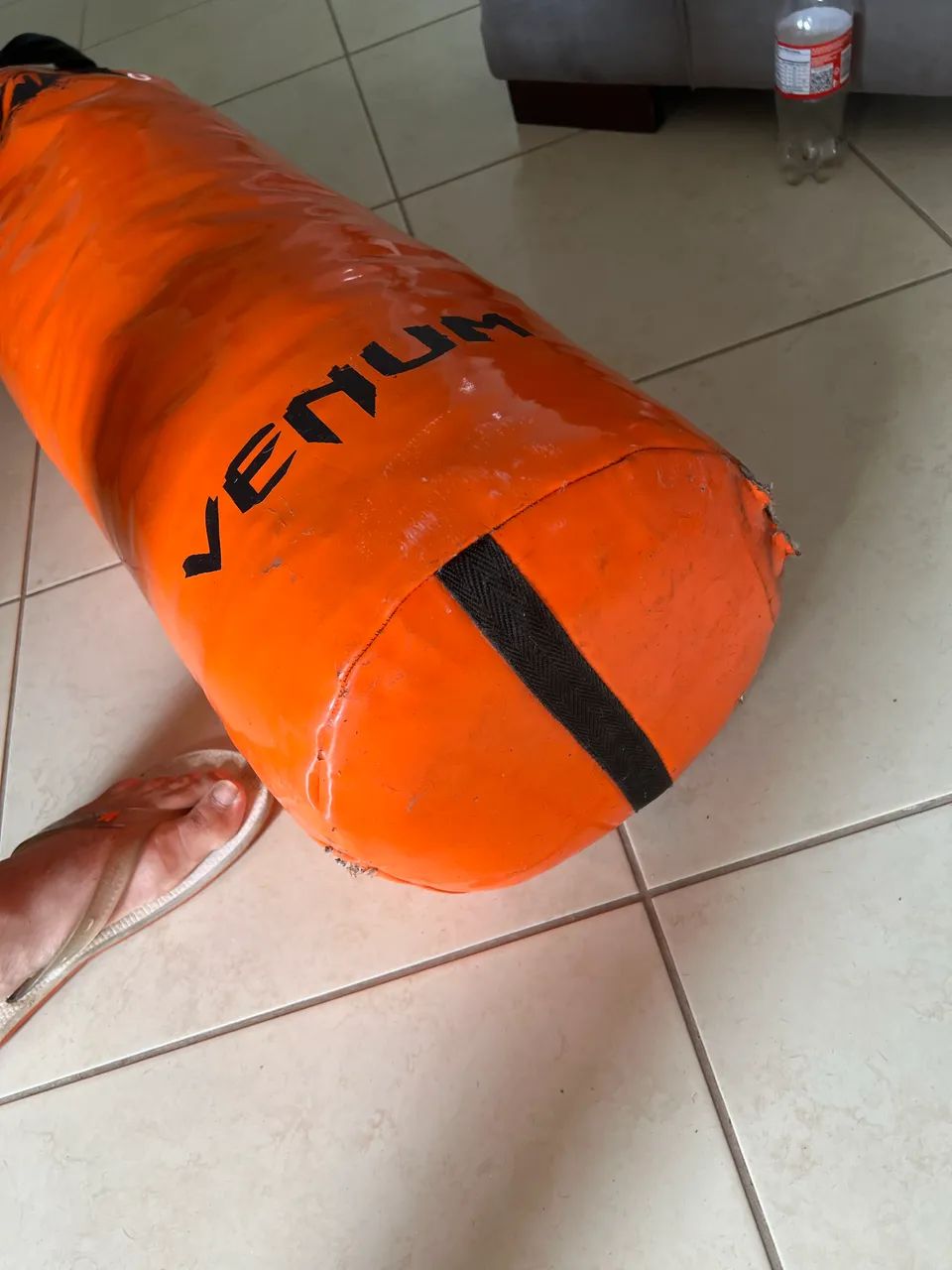 Saco de pancada venum + luva de boxe - Foto 5