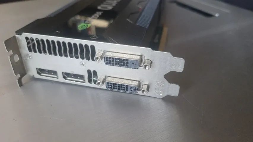 Placa de Vídeo NVIDIA Quadro K5000 4GB GDDR5 | Profissional CAD, 3D e Render - Foto 4