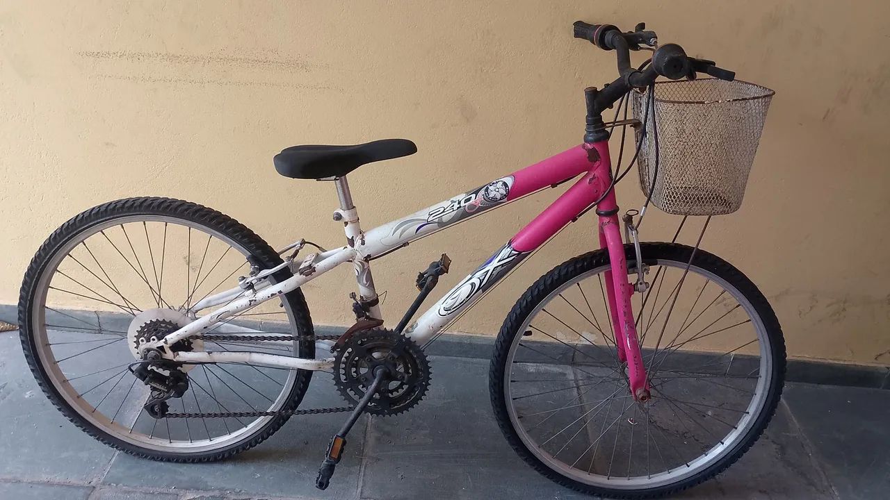 Bicicleta feminina aro 24