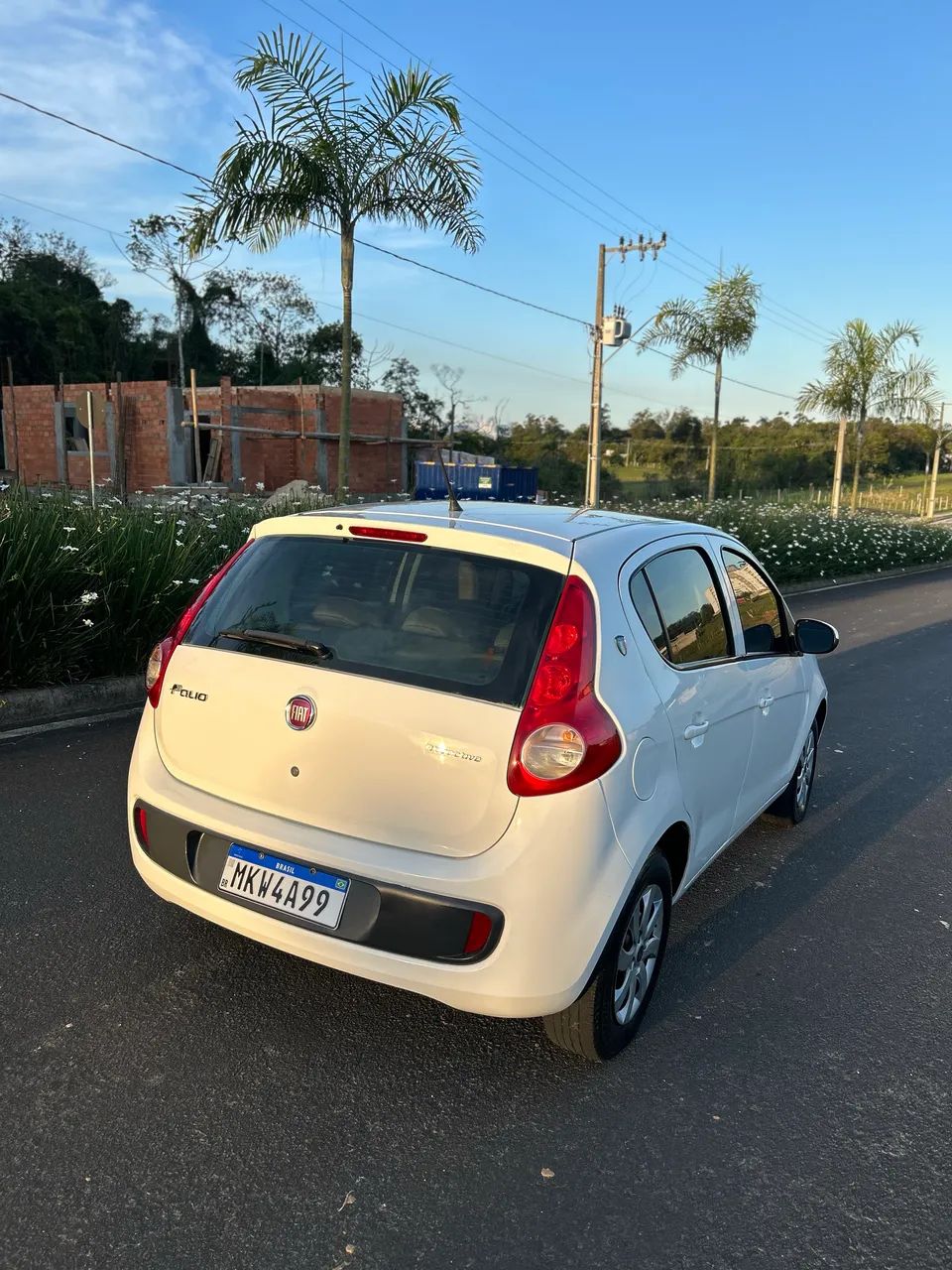 Fiat Palio Attractive 1.0 EVO Fire Flex 8V 5P 2014 - Foto 3
