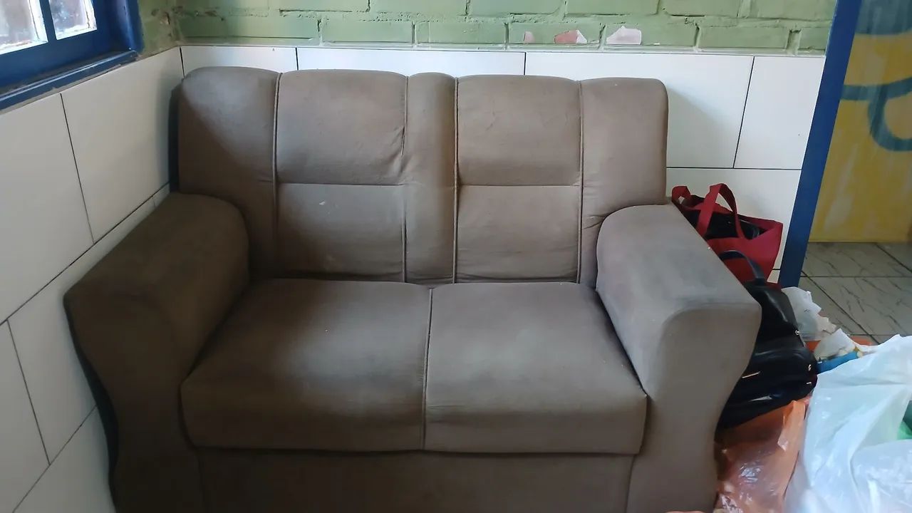 Sofá com puff e cama casal - Foto 2
