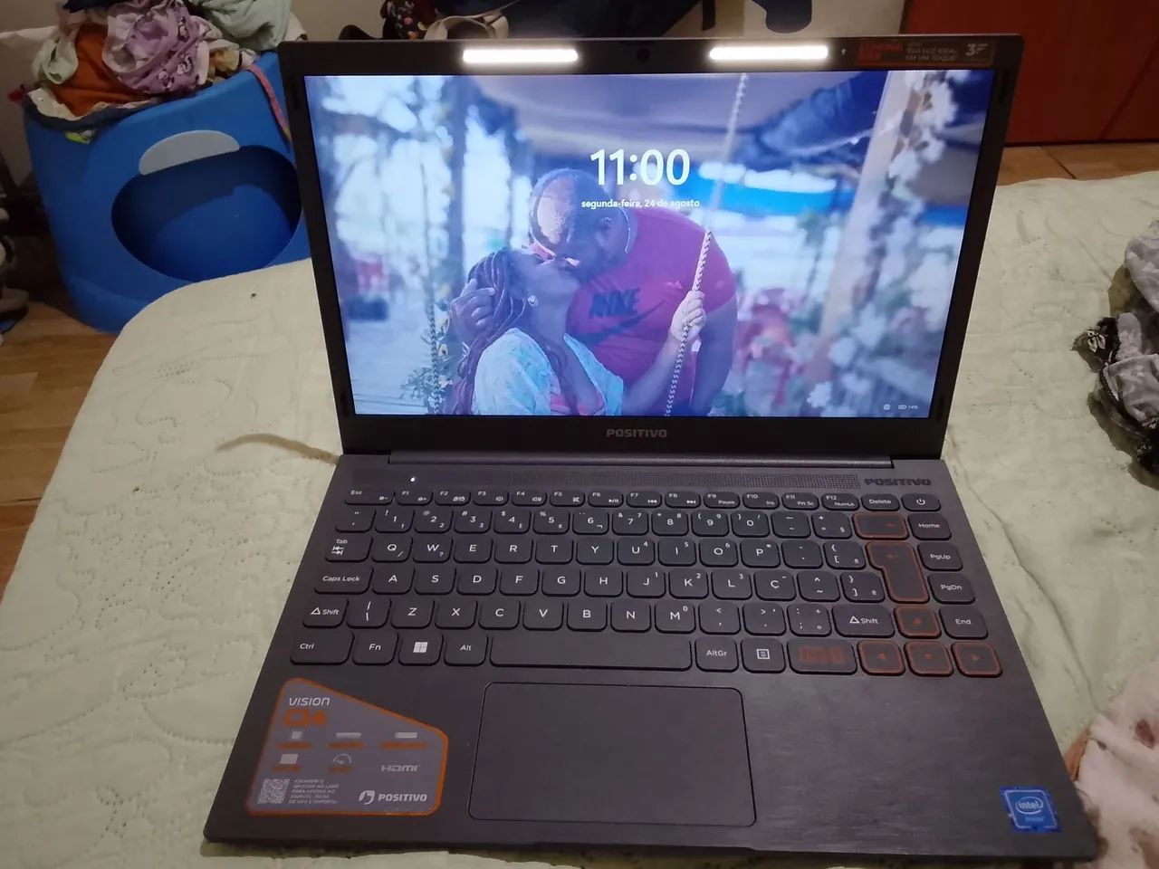 Notebook positivo semi novo 