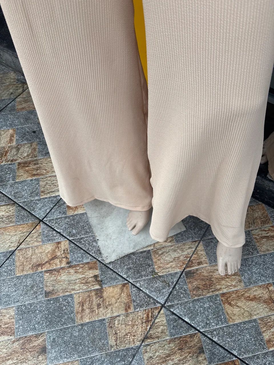 Manequins de loja, já com o suporte. - Foto 3