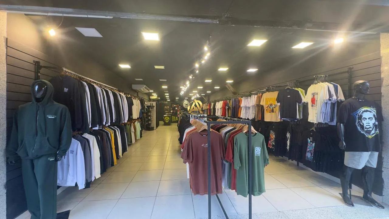 LOJA COM ESTOQUE E ESCRITÓRIO EM UMA DAS PRINCIPAIS AVENIDAS DA SERRA - Foto 2