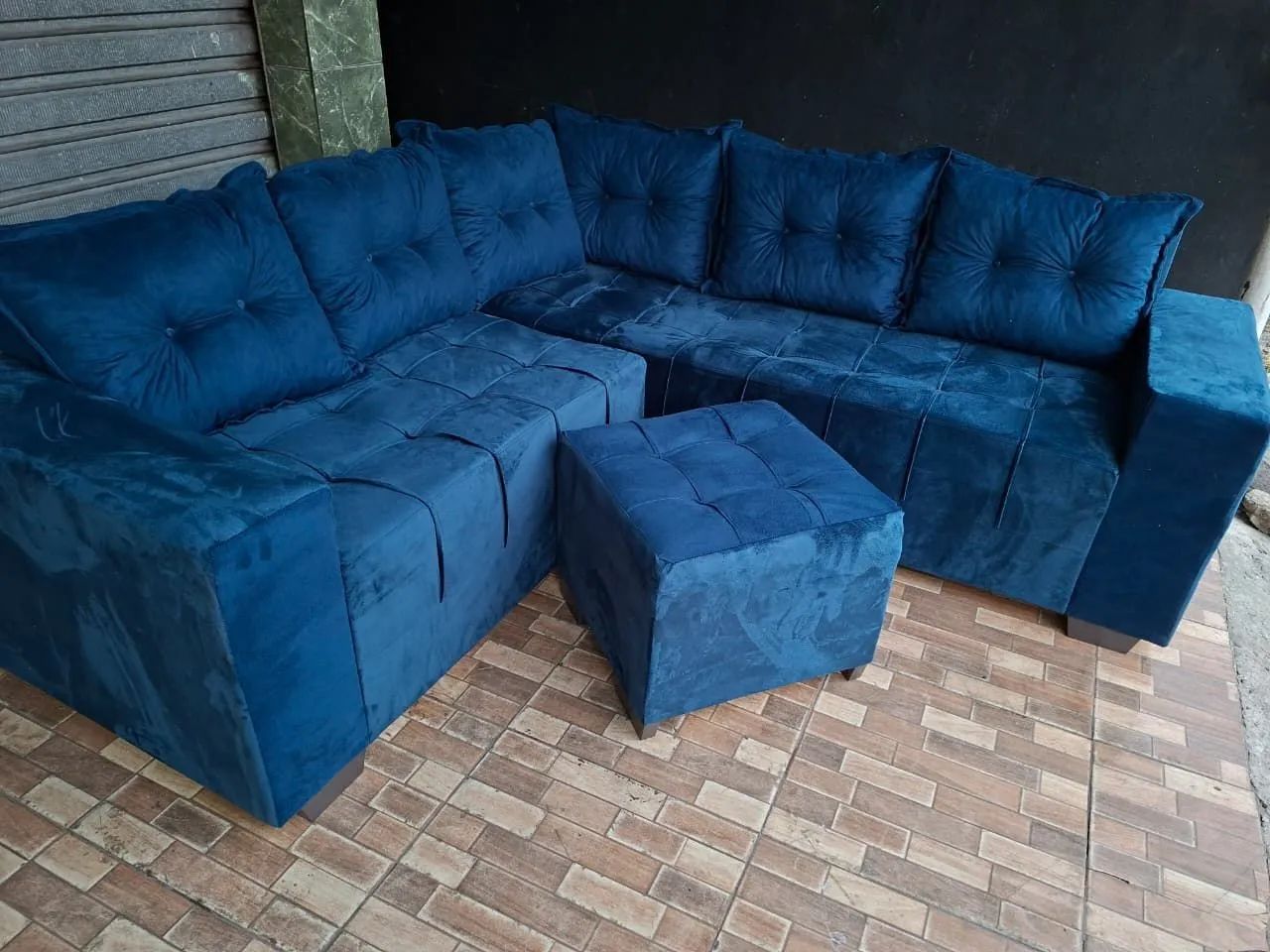 Sofá de canto com detalhes no acento  - Foto 5
