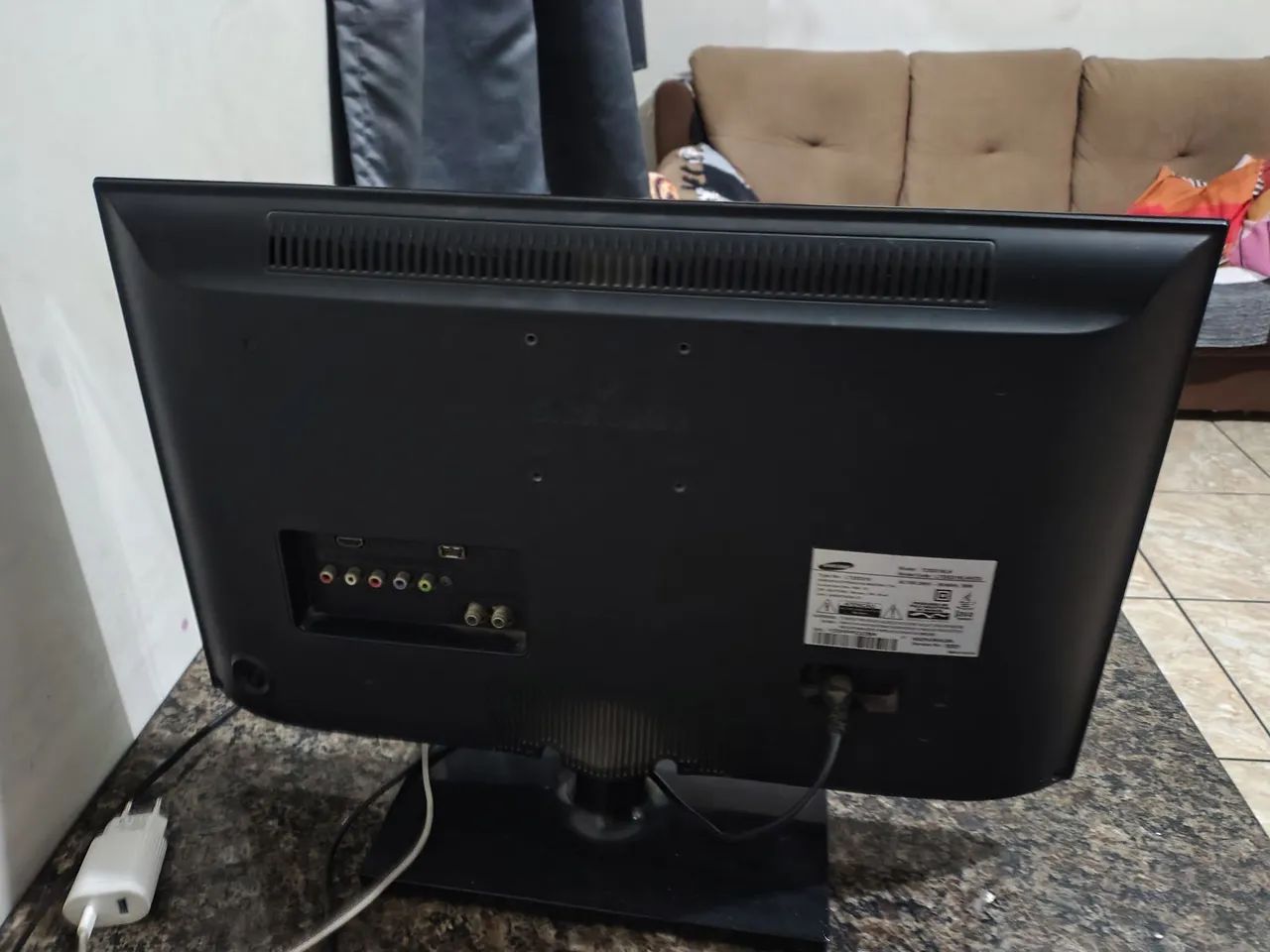 Vendo tv Samsung usada funcionando  - Foto 4