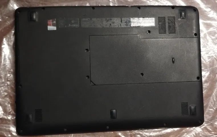 Notebook Acer ES1-572 - Foto 3