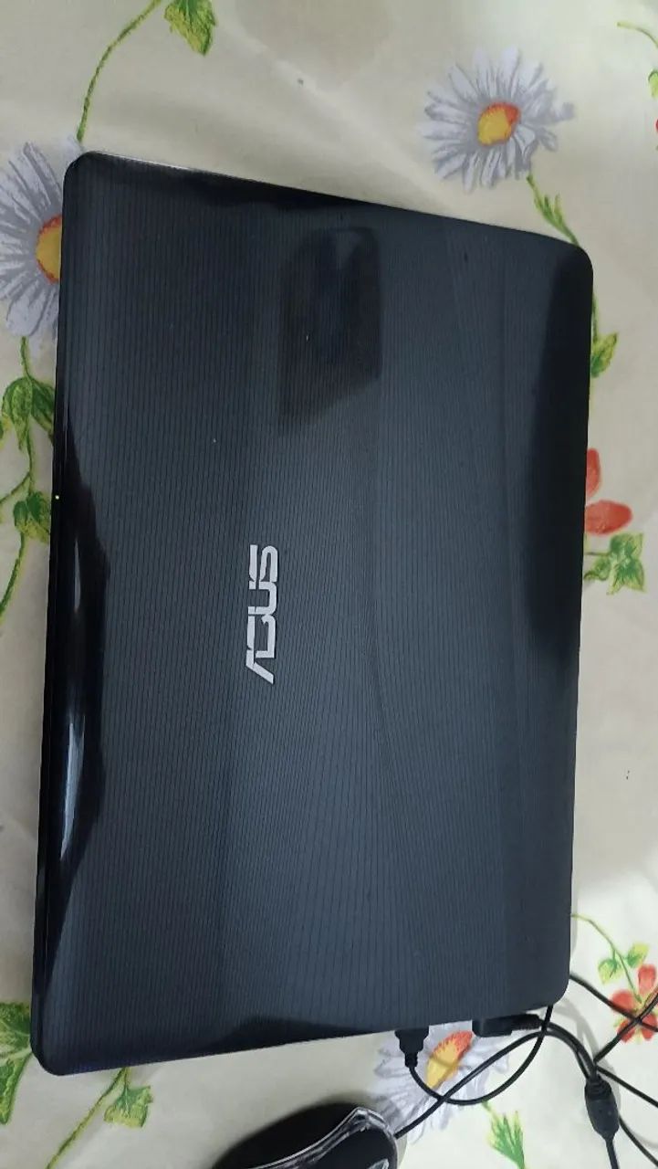 Notbook Asus n