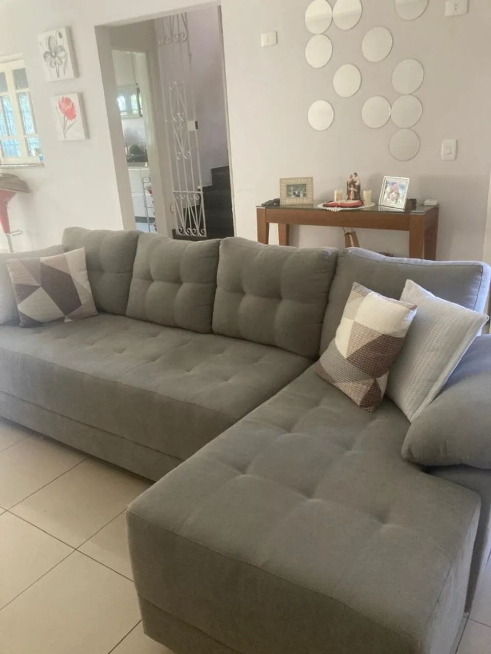 Sofá 4 lugares com chaise - Foto 2