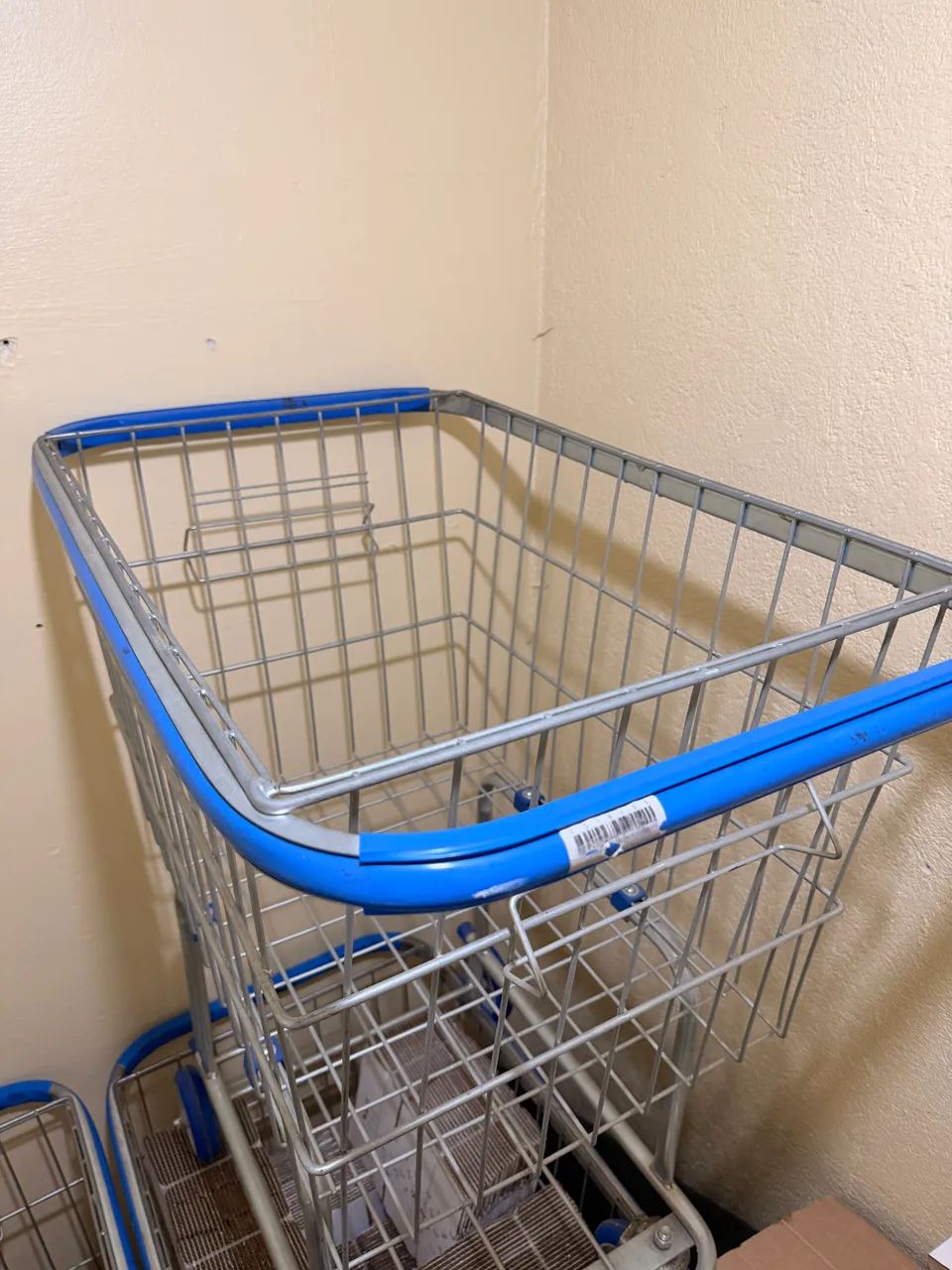 Carrinho de supermercado/estoque em aço galvanizado - Ideal para comércio - Foto 2