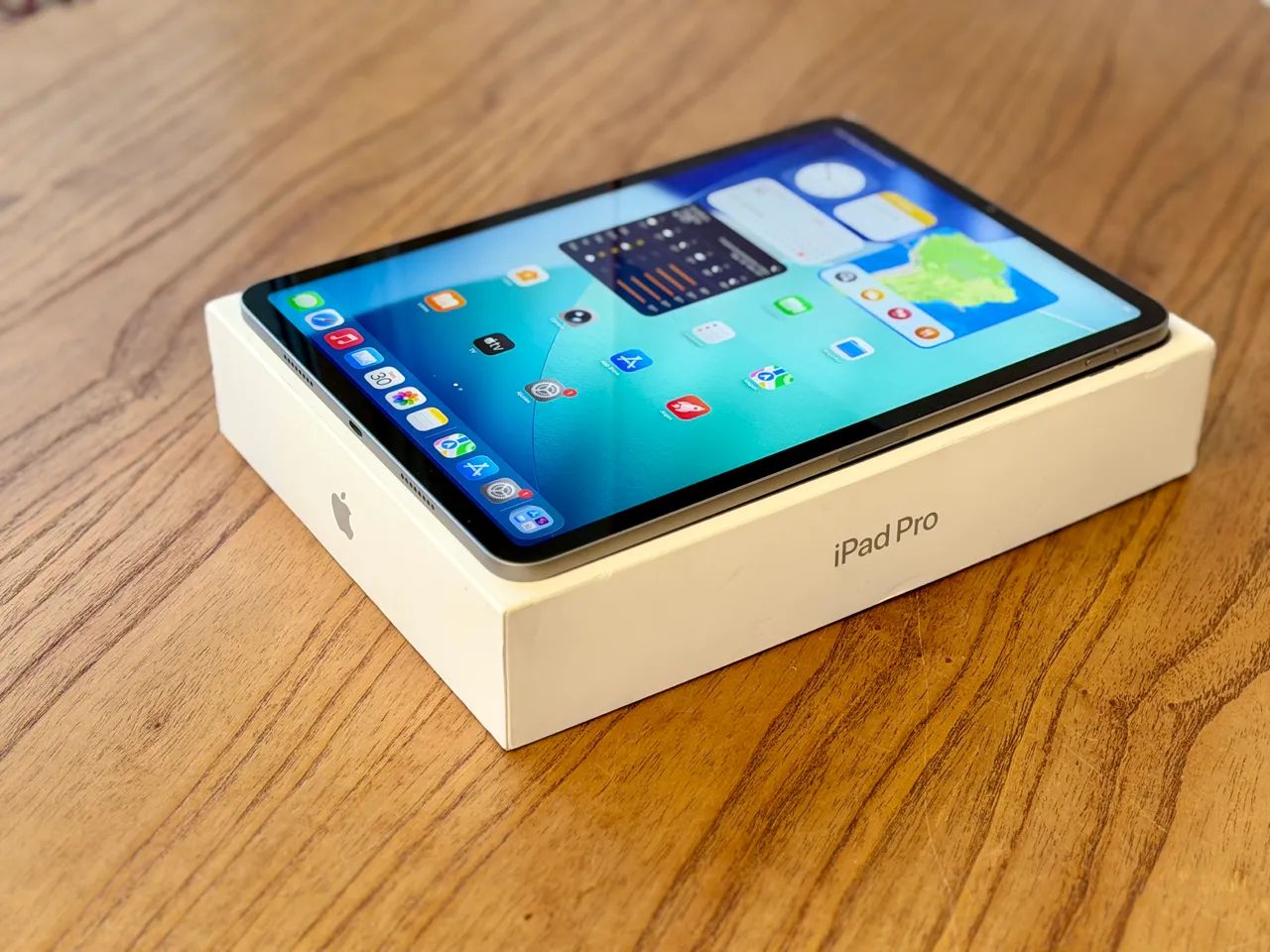 iPad Pro 11 Polegadas M2 128GB - Seminovo