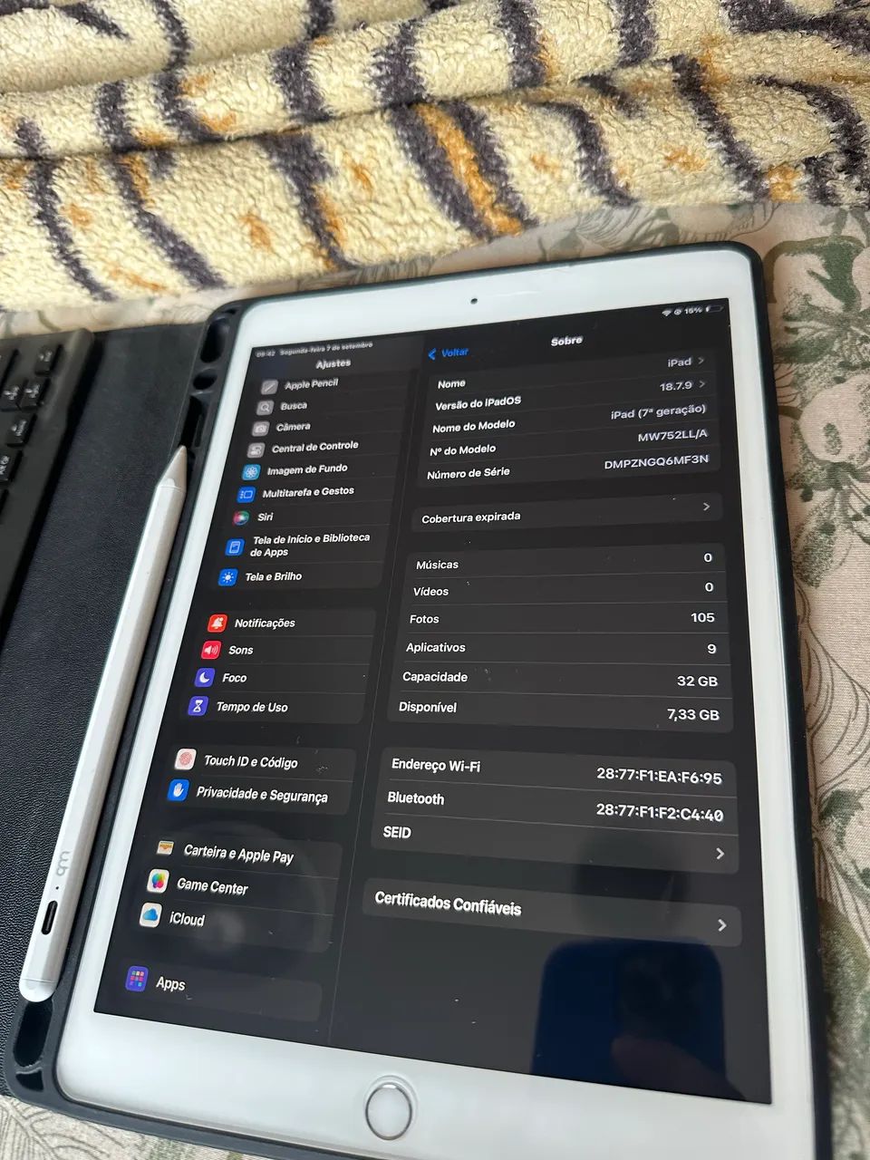 iPad 7 geração com caneta pencil e capa com teclado  - Foto 5