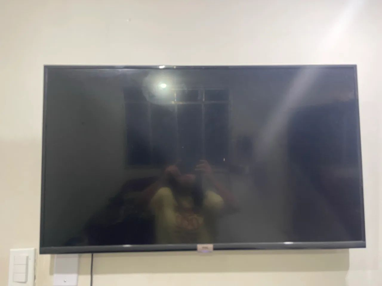 Vendo Smart TV LED 43" TCL  - Foto 2