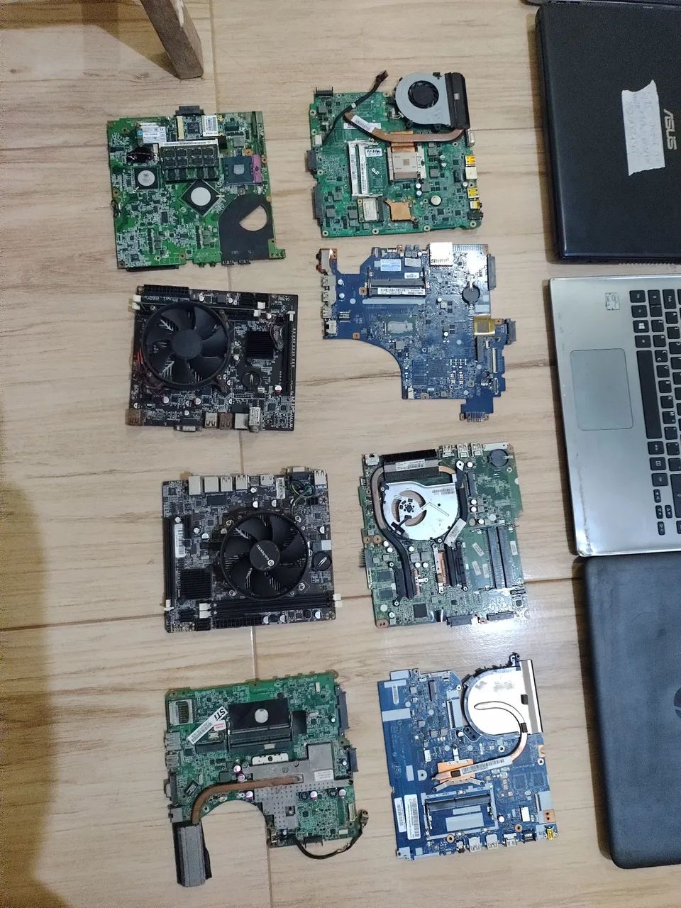 Lote notebook e placas 
