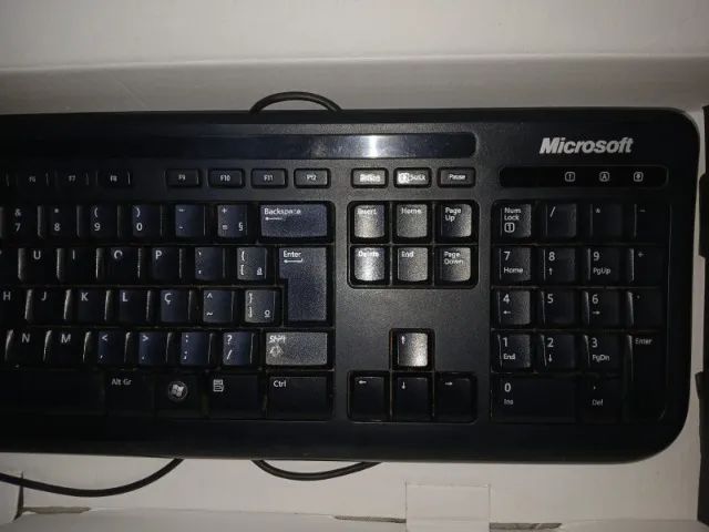 Teclado com fio Microsoft Wired Keyboard 400 - Foto 4