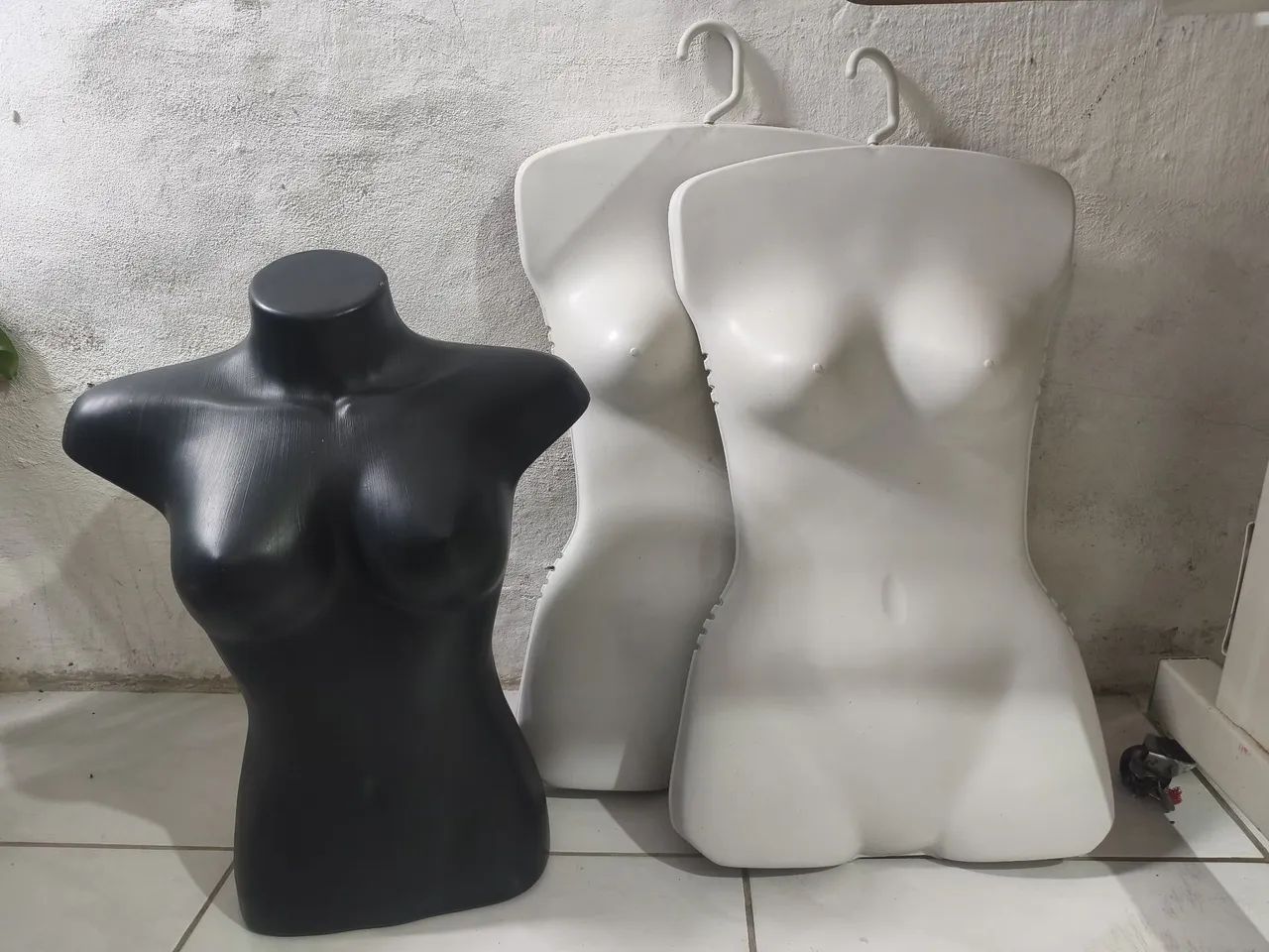 ? OFERTA IMPERDÍVEL! ?<br>? 3 manequins por apenas R$ 80,00! ?