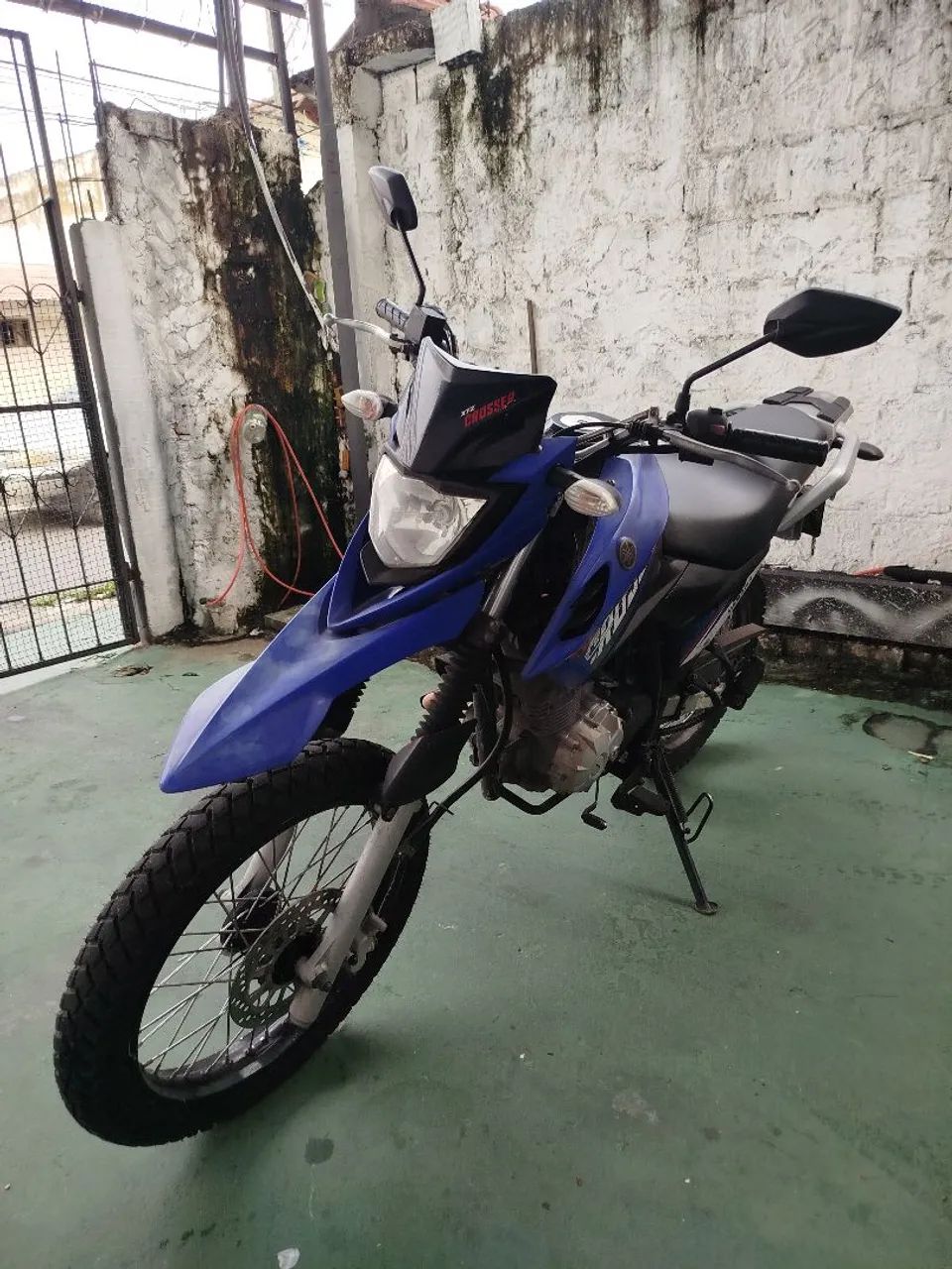 Yamaha crosser