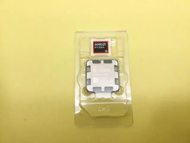 Processador AMD Ryzen 9 7900X 4.7GHz (5.6GHz Turbo), 12-Cores 24