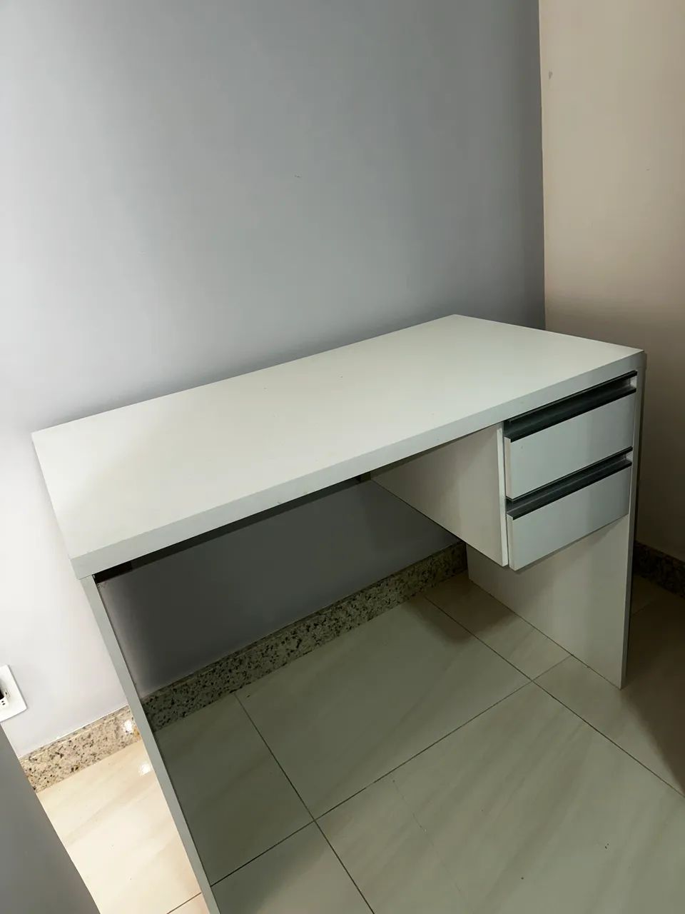 Escrivaninha MDF branca  - Foto 2