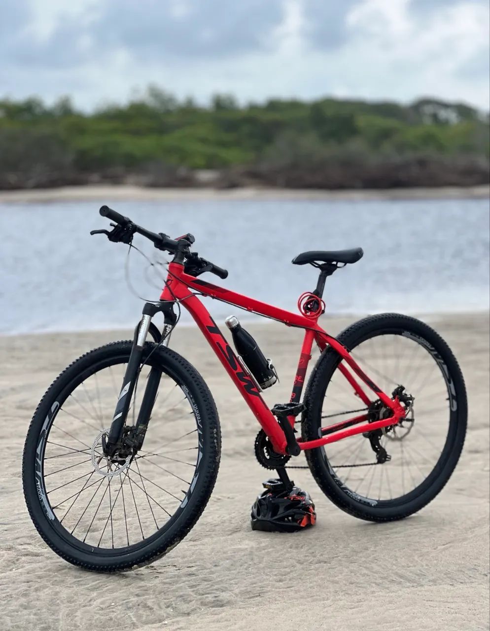 VENDE-se bicicleta aro 29 - Foto 3