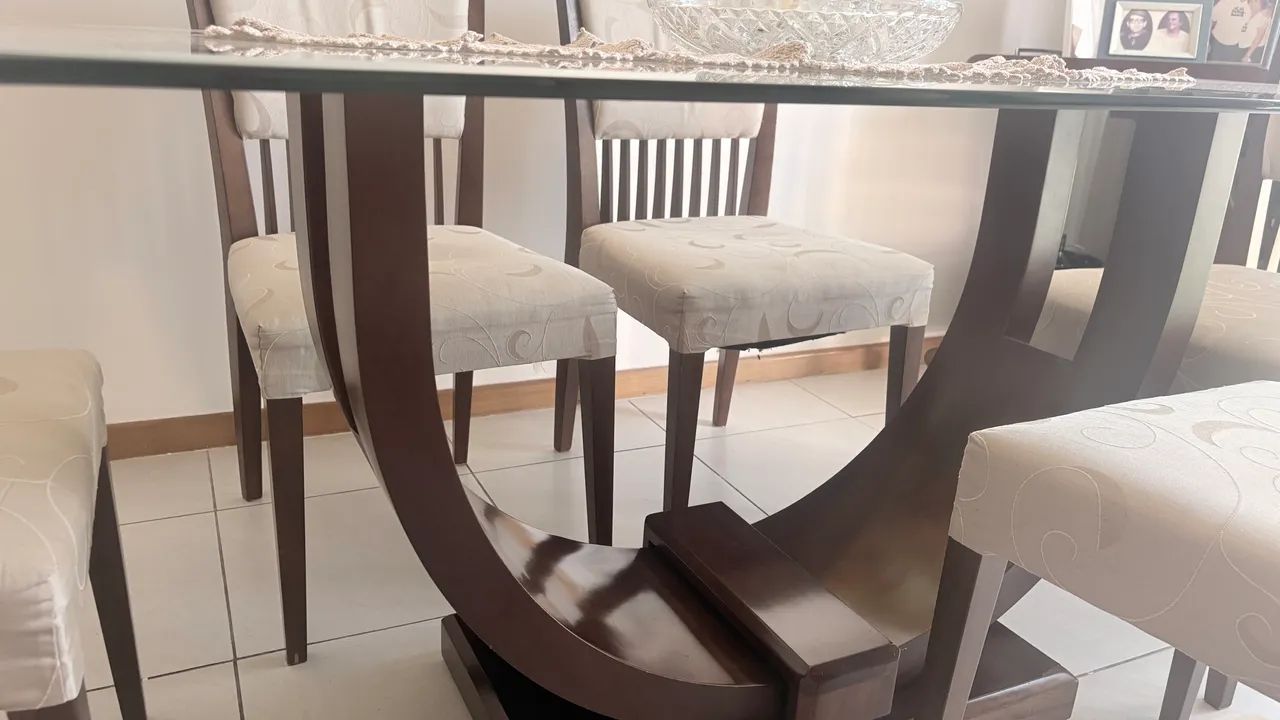 Conjunto de mesa e cadeiras em ótimo estado  - Foto 4