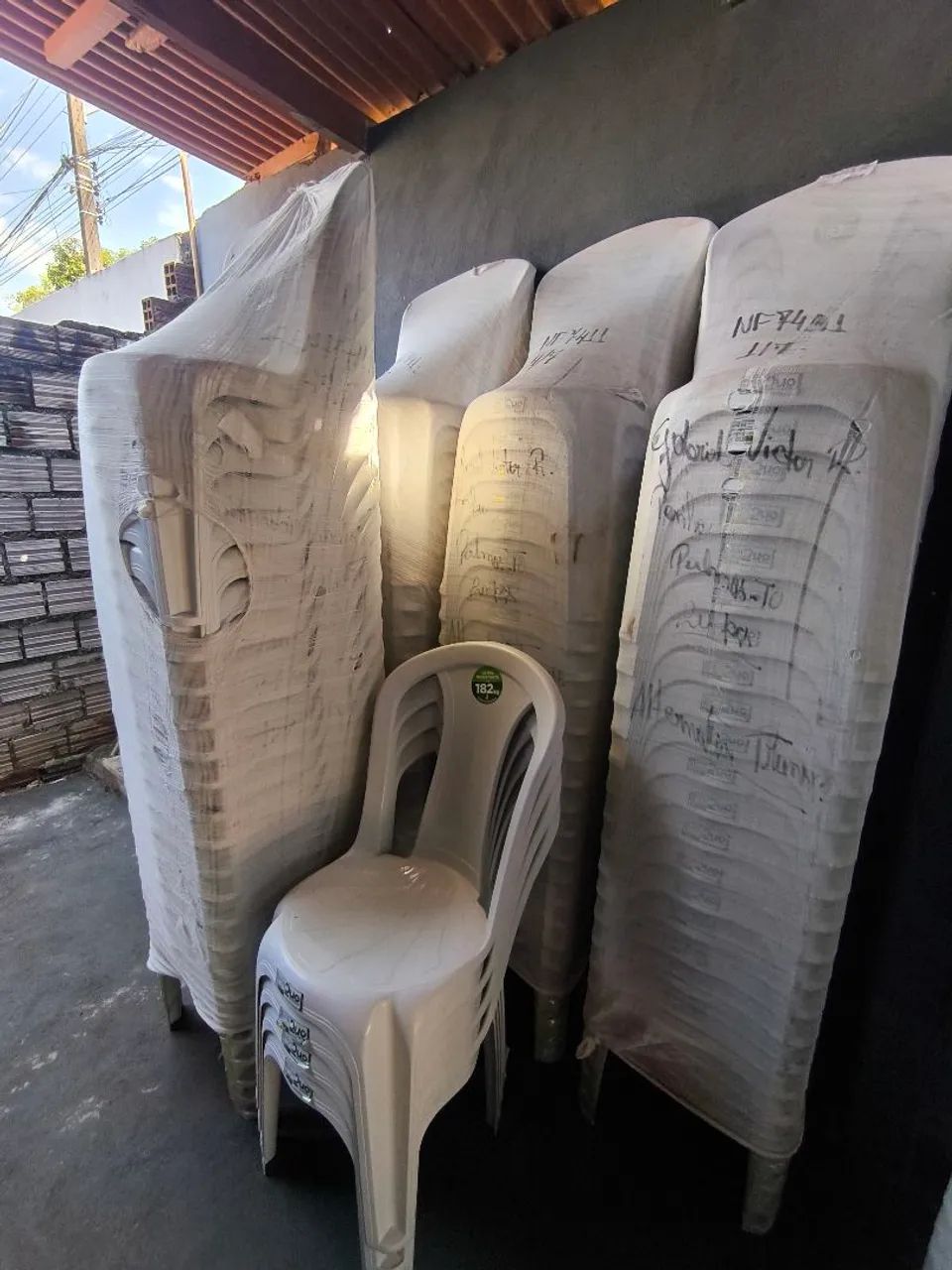 Vendo Mesas e cadeiras novos a pronta entrega  - Foto 2